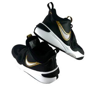 Nike Kids Unisex Team Hustle D11 Black & Gold Basketball Shoes Size 6Y